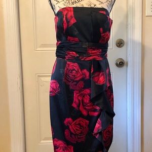 Gorgeous White House Black Market Dress, SZ 6
